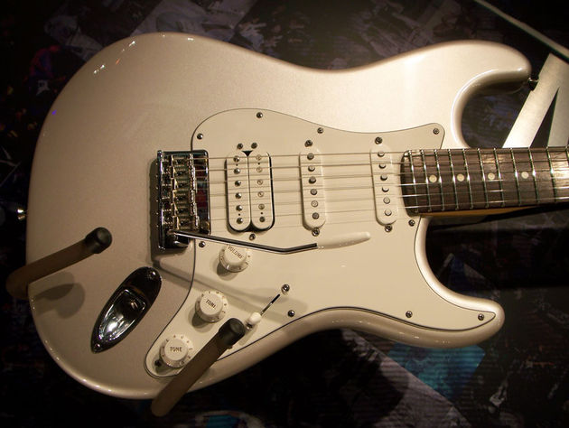 blank A HSS Strat